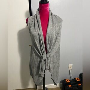 C.Luce great wool sweater vest medium